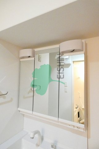 Y・M　FLAT(ワイエムフラット)