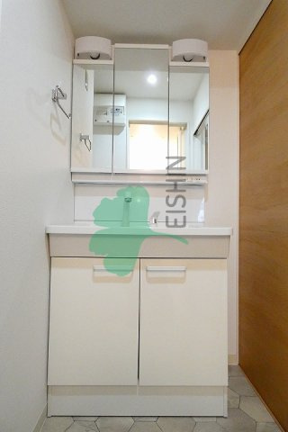 Y・M　FLAT(ワイエムフラット)の洗面所|シンプルで使いやすい洗面台です！