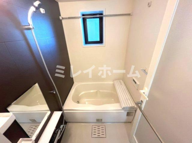 ティモーネ羽田エアポートの浴室