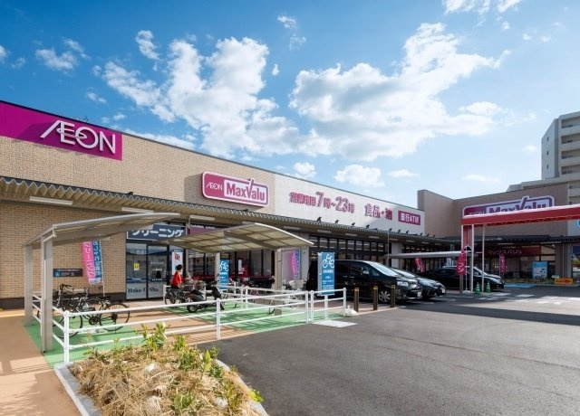 ミル・ベネフィスの周辺|マックスバリュ左京山店まで800m