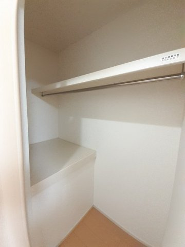 ソリヤ　エスティの収納