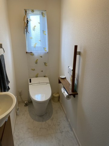 東田3丁目　中古住宅のトイレ