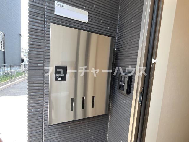 仮）水戸市大塚町字糀内 新築アパートの設備|宅配ボックス（イメージ）