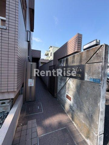 大宮サンハイムのエントランス