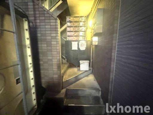 宮元12番館のエントランス|毎日通るエントランスはこのようになっています