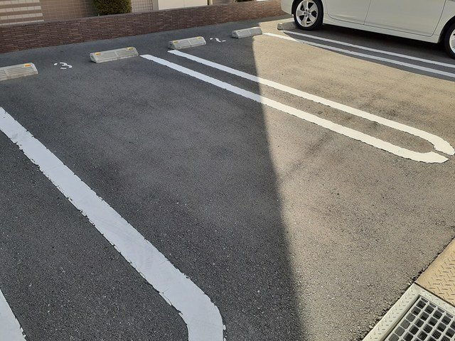 Ａｍｅｎｉｔｙ　Ｗｅｓｔの駐車場