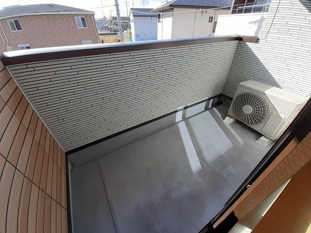 ラ・グラシアⅢのバルコニー