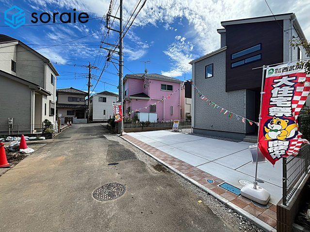 狭山市南入曽　全1棟　新築戸建の前面道路含む現地写真|2026/9.14撮影