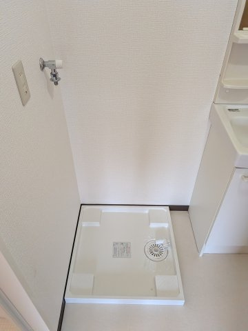 【その他】 | グレースK | 室内洗濯機置場です