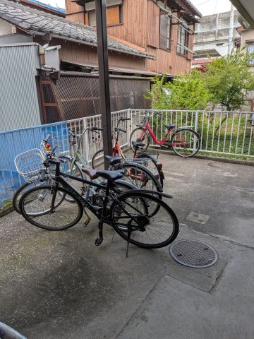 【その他共用部分】 | グレースK | 自転車置き場です