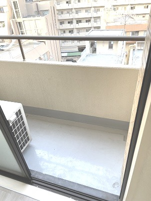 ライオンズマンション板橋のバルコニー|お洗濯にも便利なバルコニー付き