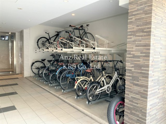 【その他】 | ノーブルスクエア新町 | サイクルスタンド付き屋内駐輪場があります！