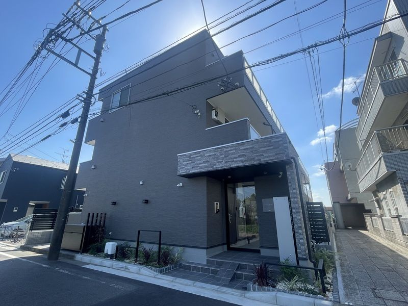 リブリ・井土ヶ谷の外観