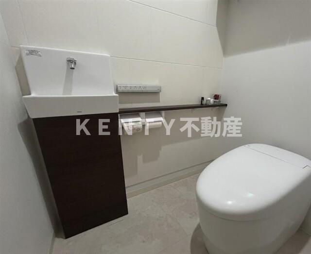 【トイレ】 | ザ・リバープレイスセンターコート | ゆったりとした空間のトイレです