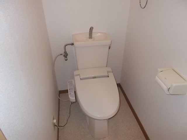 ＨｉＬＬＳすずらんのトイレ|清潔感のあるトイレです