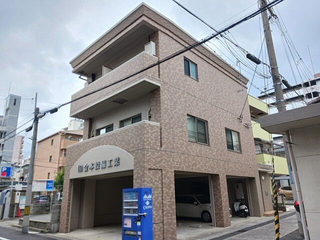 エッセンティア春日野の外観|外観は落ち着いています