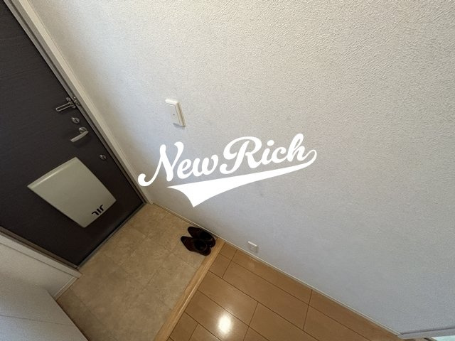 伊勢崎市今井町のアパートの玄関