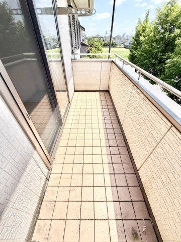 さいたま市西区中野林中古戸建のバルコニー