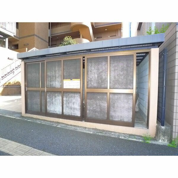 渡辺マンションのその他