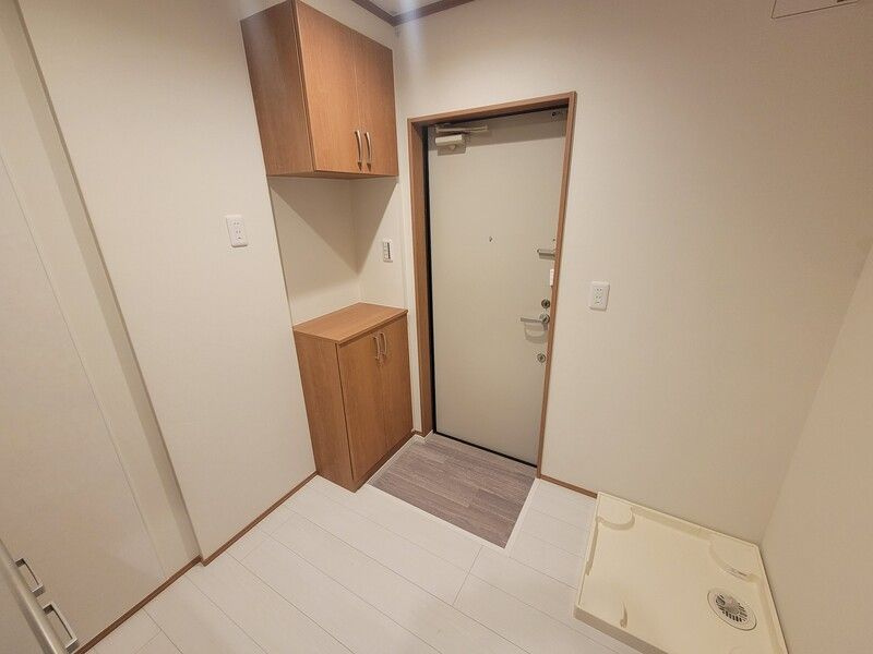 マザーユニックス船橋本町の玄関