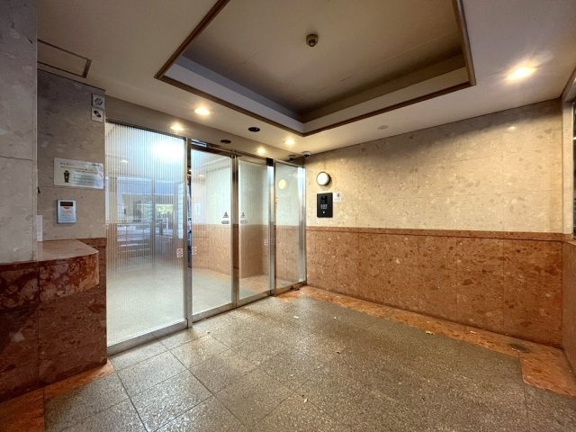 メインステージ茅場町のロビー|毎日通るロビーはこのようになっています