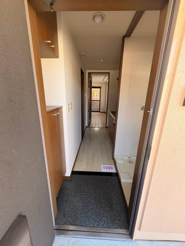 リリーズパレスの玄関