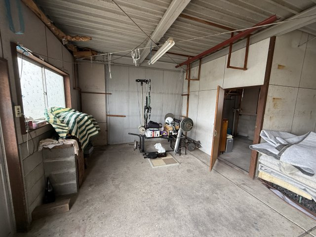 26/7/20ご成約　戸建　高山市西之一色町３丁目　800万（26/5/29新規）の駐車場