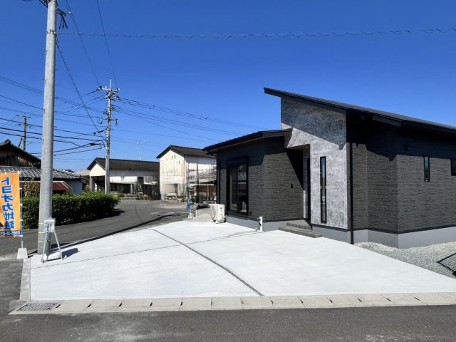 ☆★☆最高基準の耐震等級3取得☆★☆タスリエPLUS豊原中町の駐車場
