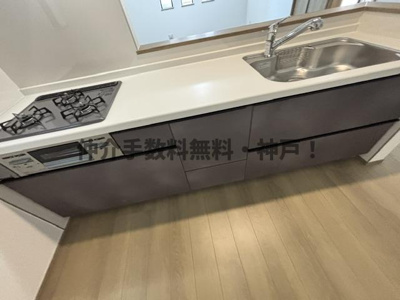 【キッチン】 | 神戸市垂水区東垂水3丁目　新築戸建　仲介手数料無料！ | きれいなキッチンです
