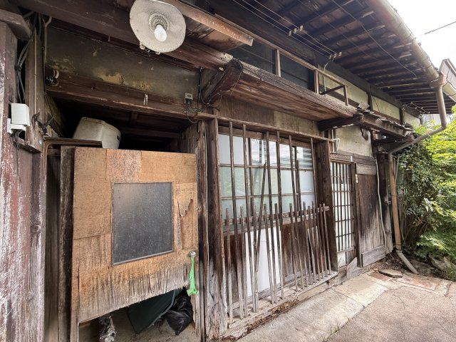 2026/5/29新規　戸建　高山市若達町２丁目　100万の外観