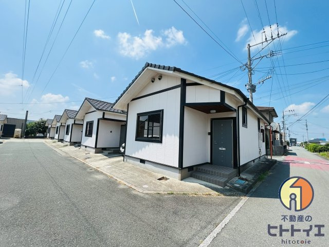 コーポ室岡の外観