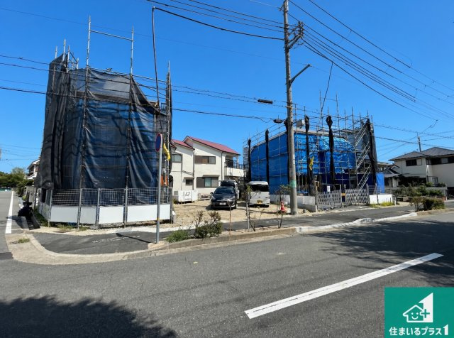 伊丹市鈴原町　第1期　新築一戸建ての外観|周辺は落ち着いた街並みの住宅地！子育てがしやすい住環境です！まだ未完成ですが、現地でしかわからない事もございます。是非一度ご覧ください。
