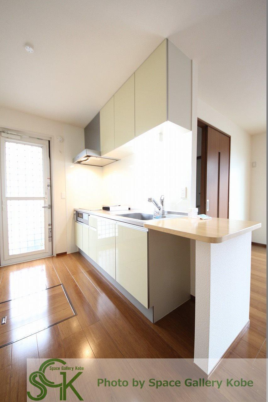 岡田様戸建借家　B棟のキッチン|※お部屋により仕様が異なる場合があります※