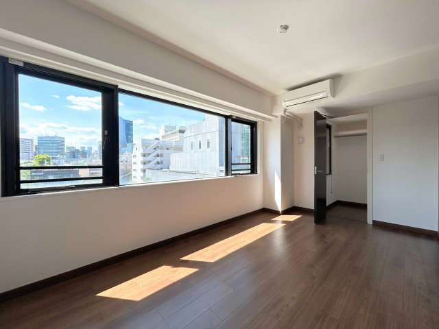 小田急コアロード六本木フロンテの洋室|使い勝手のいい洋室です