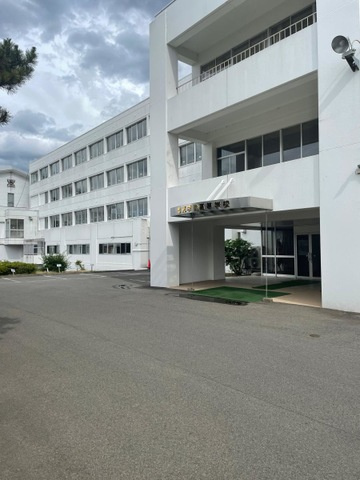 コンフィード原島|聖光学院高等学校 1.1km