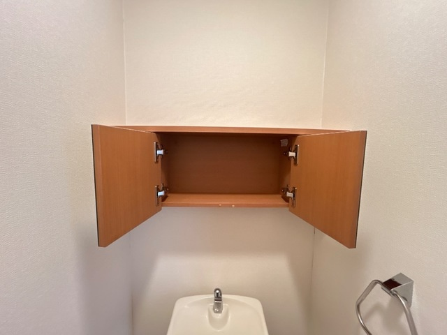 コンフィード原島のトイレ|トイレ収納
