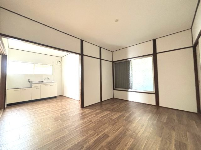 富田林市西板持町８丁目の一戸建ての居間・リビング