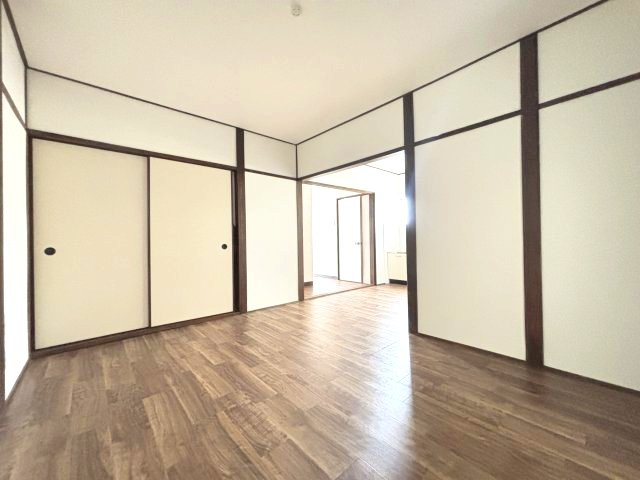 富田林市西板持町８丁目の一戸建ての居間・リビング