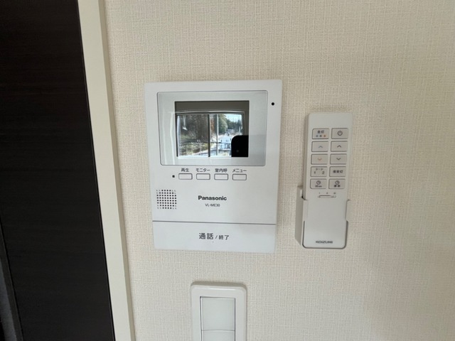 ヴァンベール弐番館|カメラ付インターホン