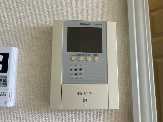 メゾンマーメイド|カメラ付インターホン
