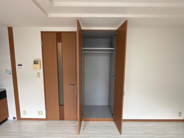 ルーエンハイム北原の収納|クローゼット
