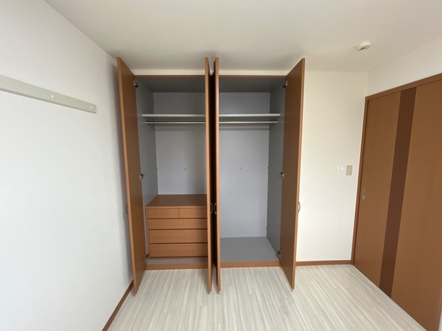 ルーエンハイム北原の収納|クローゼット