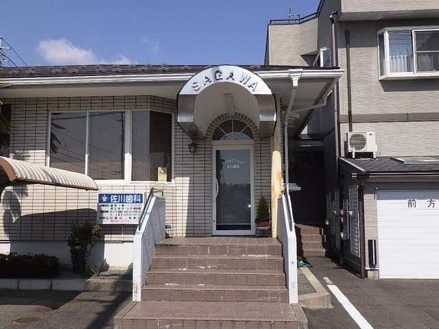 カーサ オリーヴァ|佐川歯科医院 0.8km