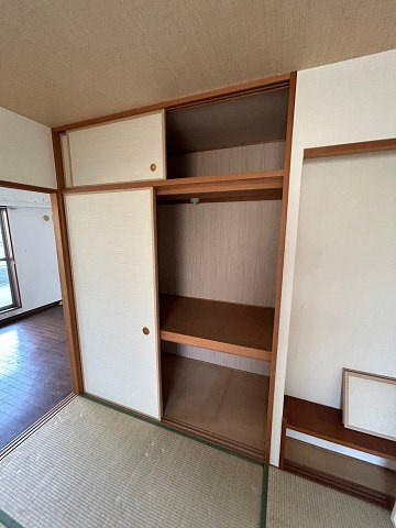 エル・フラット夙川霞町の収納