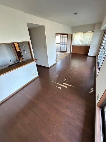 エル・フラット夙川霞町の居間・リビング