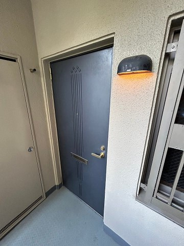 エル・フラット夙川霞町の玄関