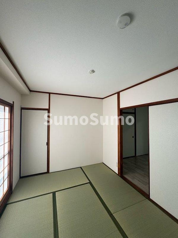 マンション輪泉の和室
