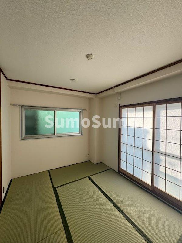 マンション輪泉の寝室