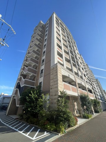 Luxe神戸WESTの外観