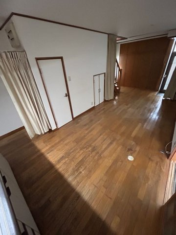 今﨑邸貸家の寝室